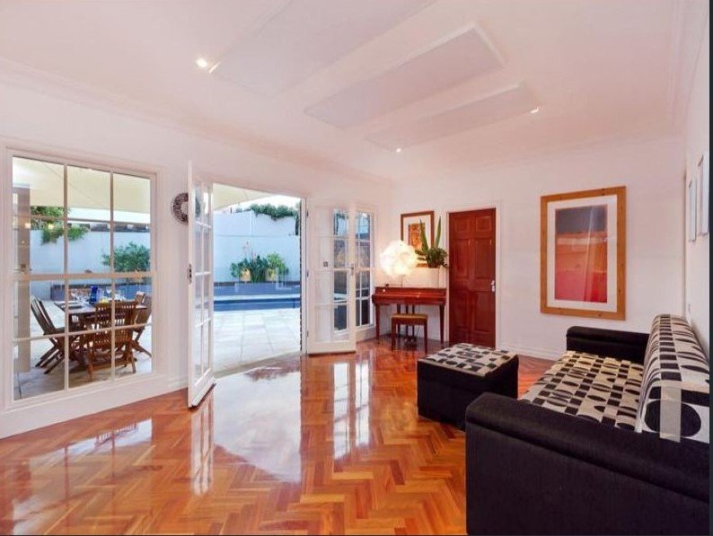 Gallery: 4B Lorac Avenue