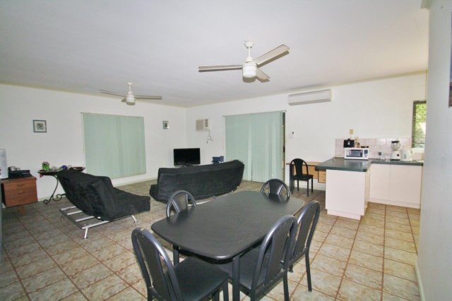 4B Macnee Court CABLE BEACH 2