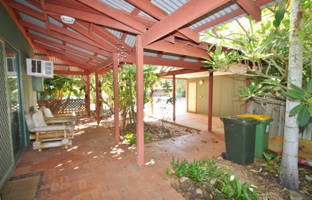 4B Macnee Court CABLE BEACH 8