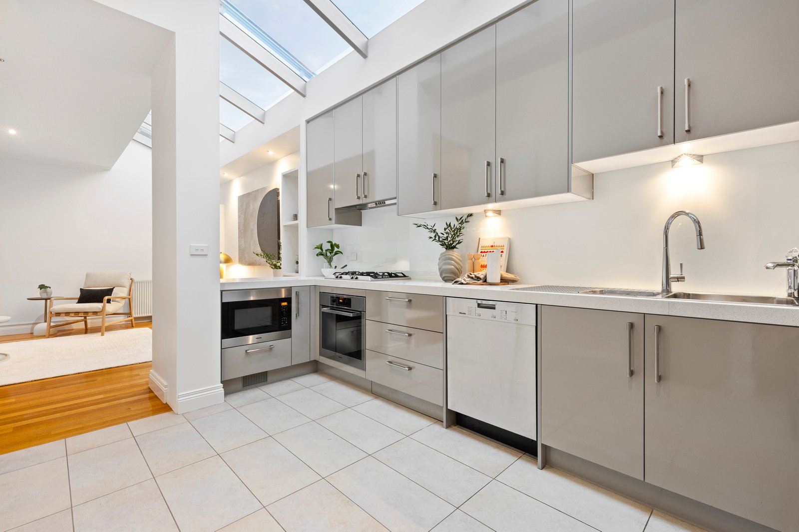 Gallery: 4B Railway Avenue