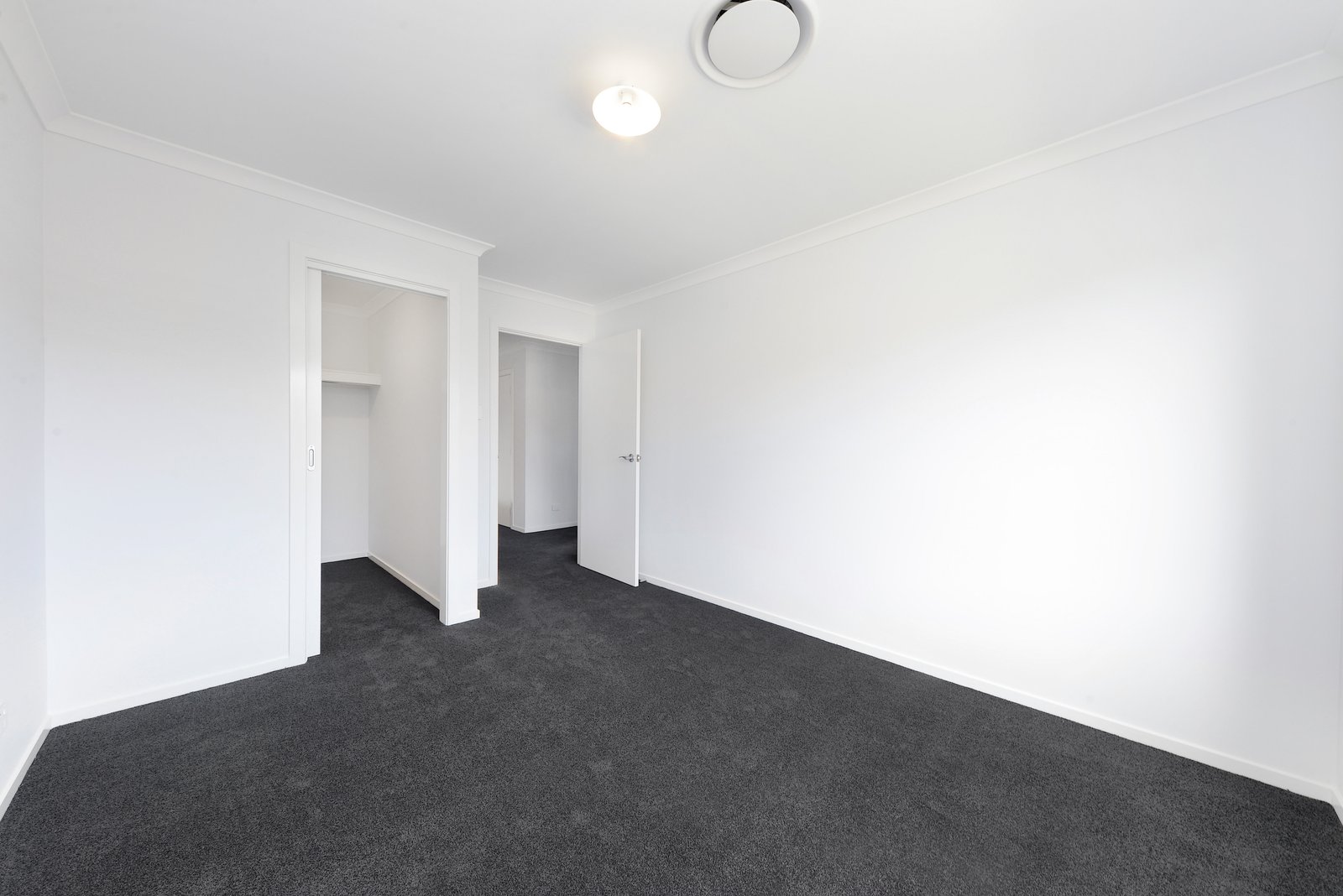 4B Warburton Street CHIFLEY 8