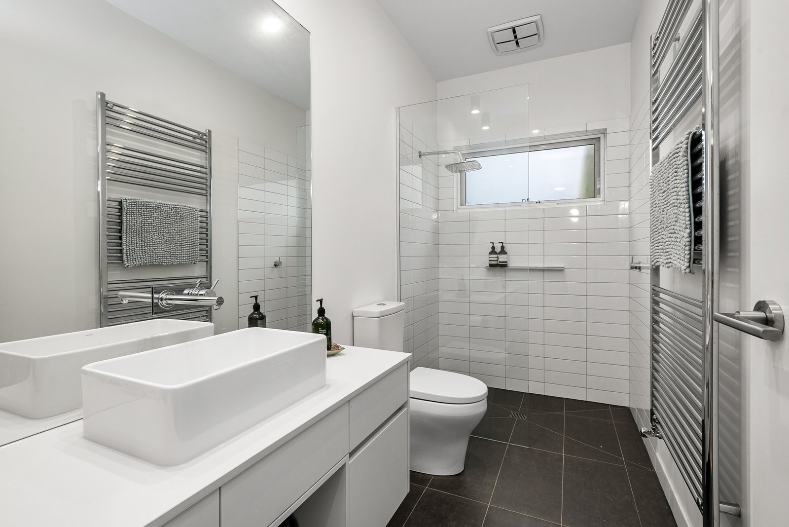 Real Estate and Property in 4C Royston Road, Woodend, VIC