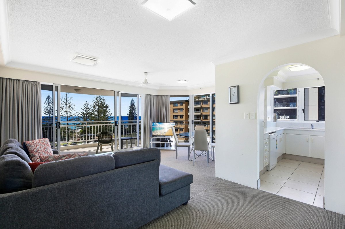 4C/3 Second Avenue Burleigh Heads 6