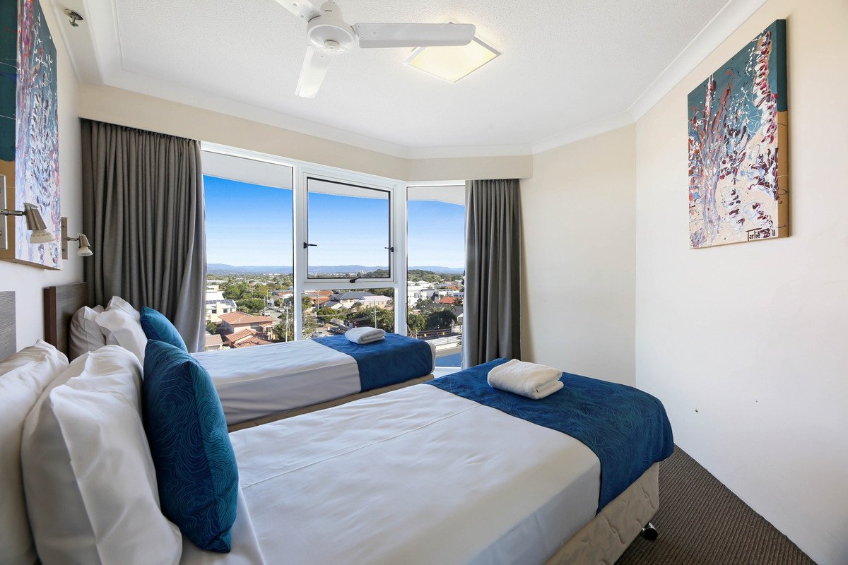 4C/3 Second Avenue Burleigh Heads 10