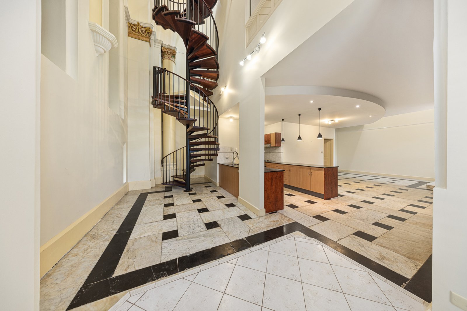 Gallery: 4C/300 Gillies Street