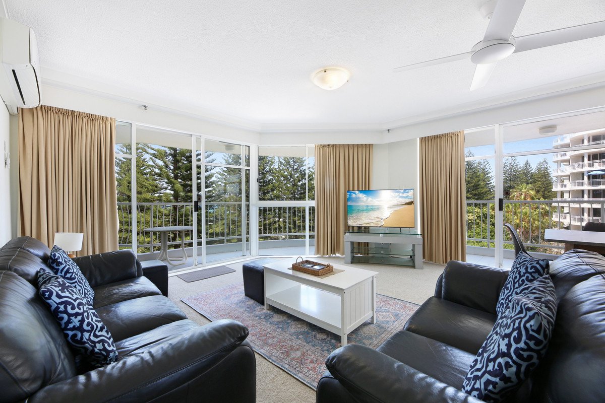 4D/238 The Esplanade Burleigh Heads 7