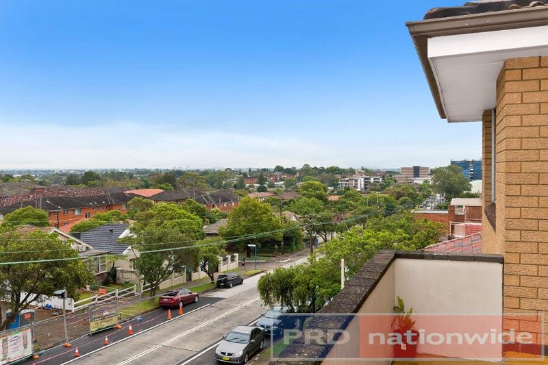 5 / 252A Lakemba Street LAKEMBA 1