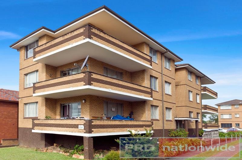 5 / 252A Lakemba Street LAKEMBA 2