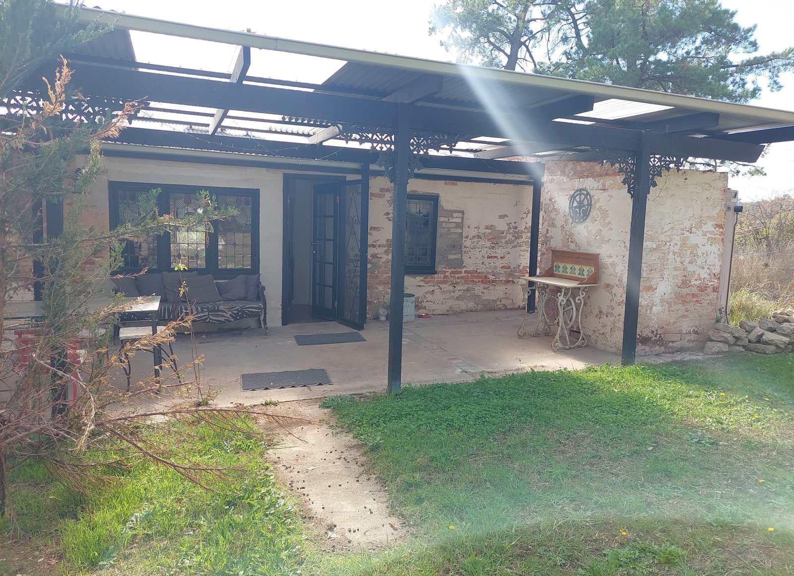 5 & 5A Fairway Drive TUMUT 9