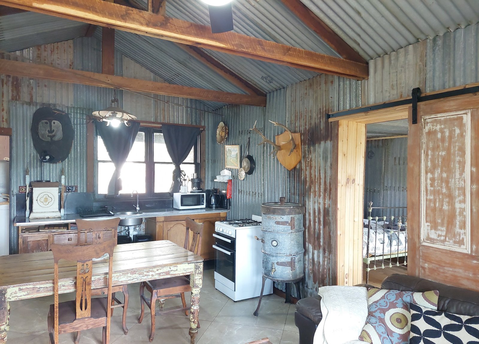 5 & 5A Fairway Drive TUMUT 14