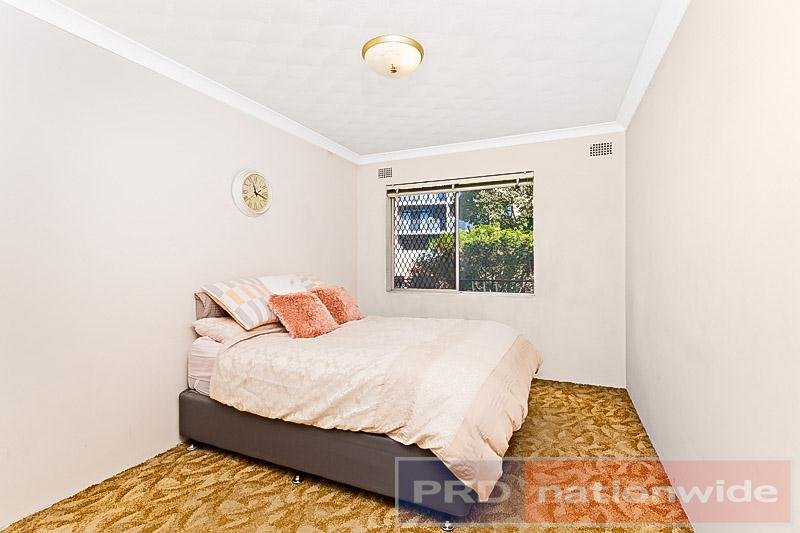 5 / 62 - 66 Park Road HURSTVILLE 4