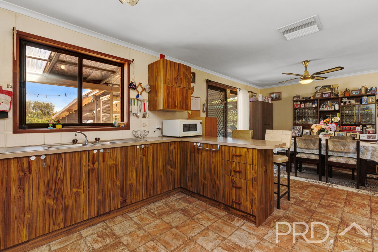 5-7 Lynch Street ADELONG 13