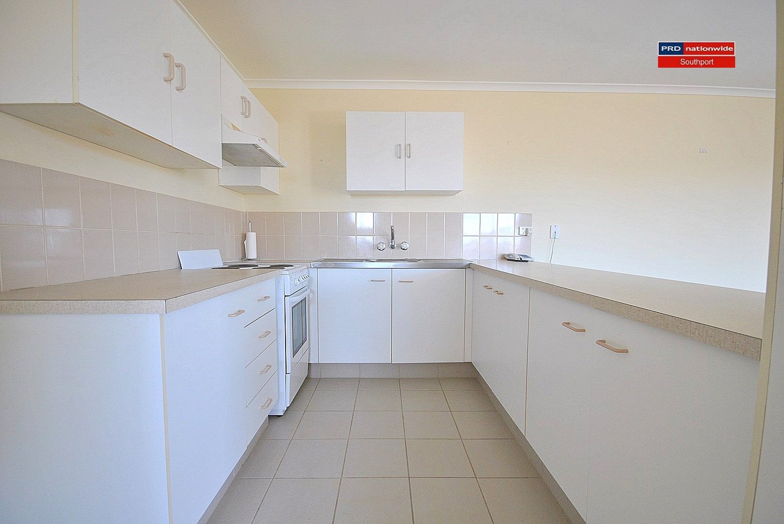 5 / 9 Rose Street SOUTHPORT 2