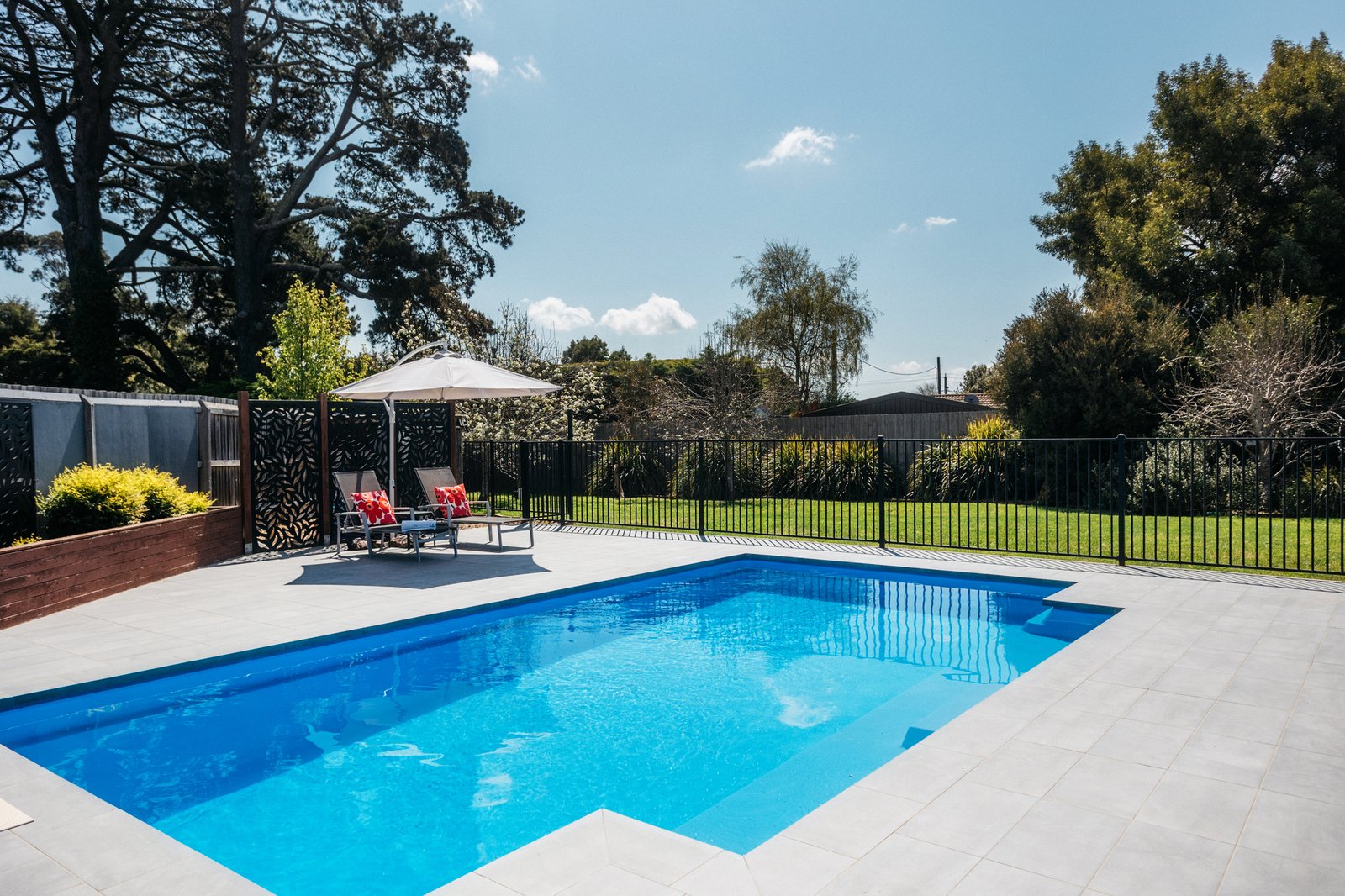 Real Estate and Property in 5 Adam Close, Woodend, VIC