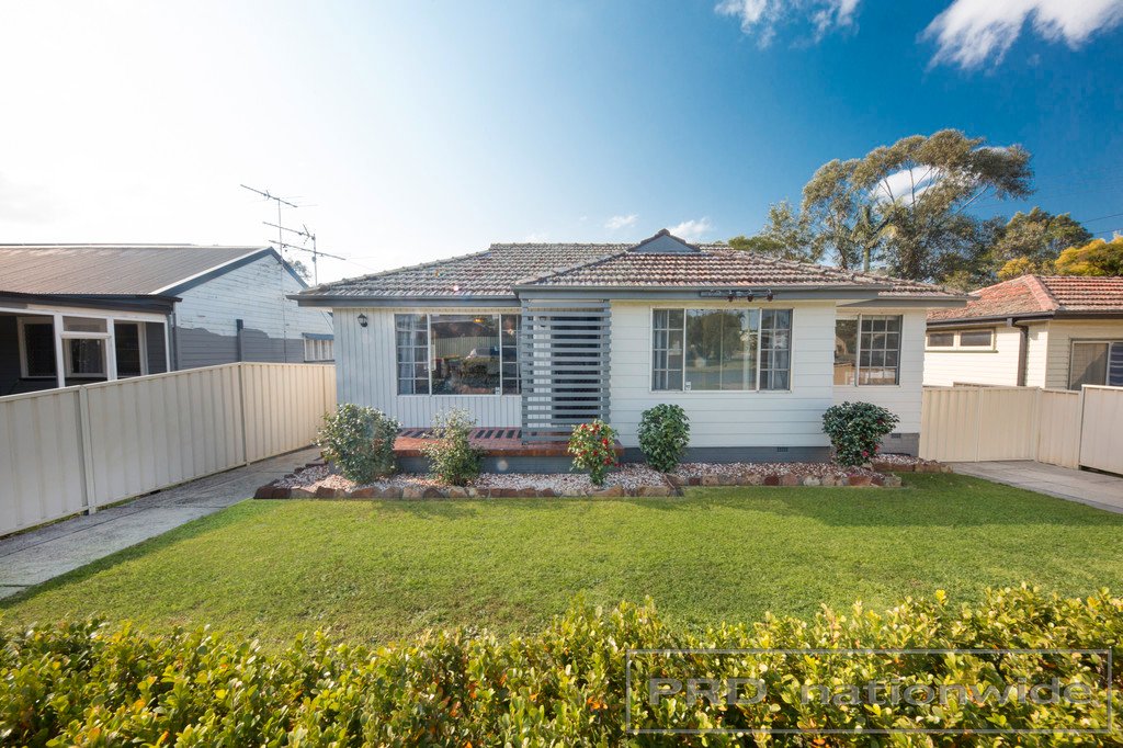 5 Addison Street BERESFIELD 1