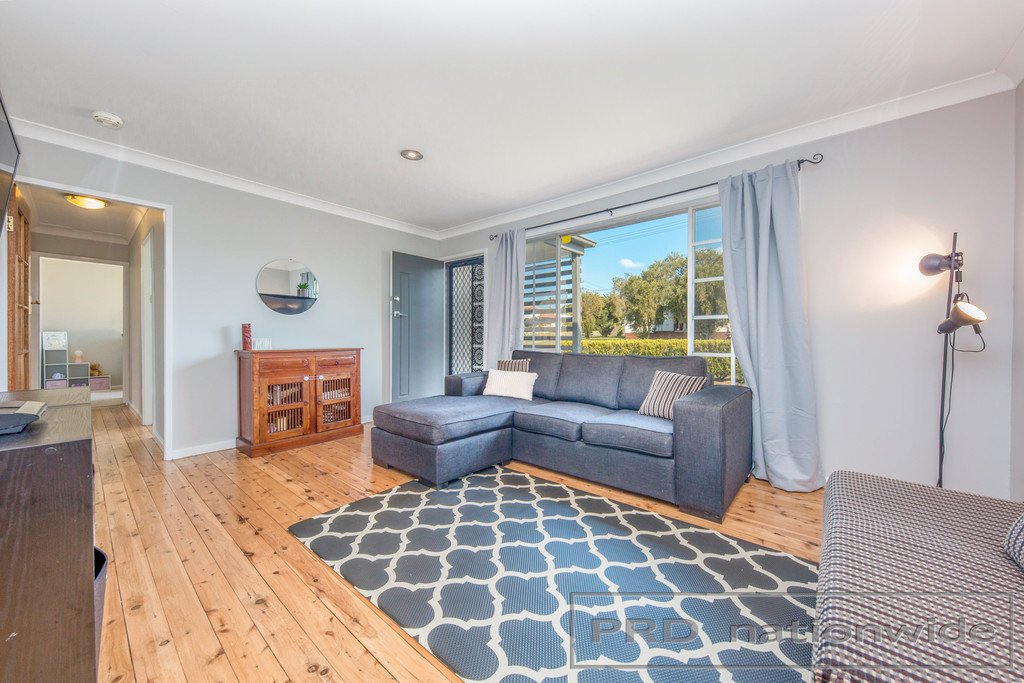 5 Addison Street BERESFIELD 3