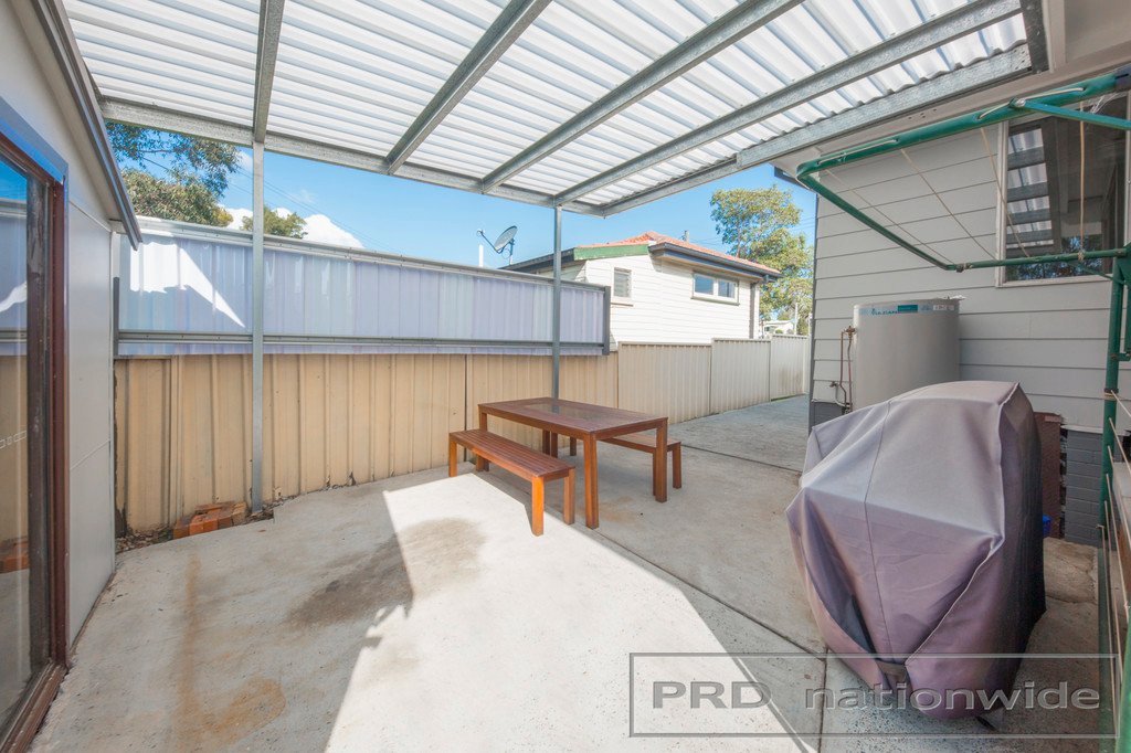 5 Addison Street BERESFIELD 17