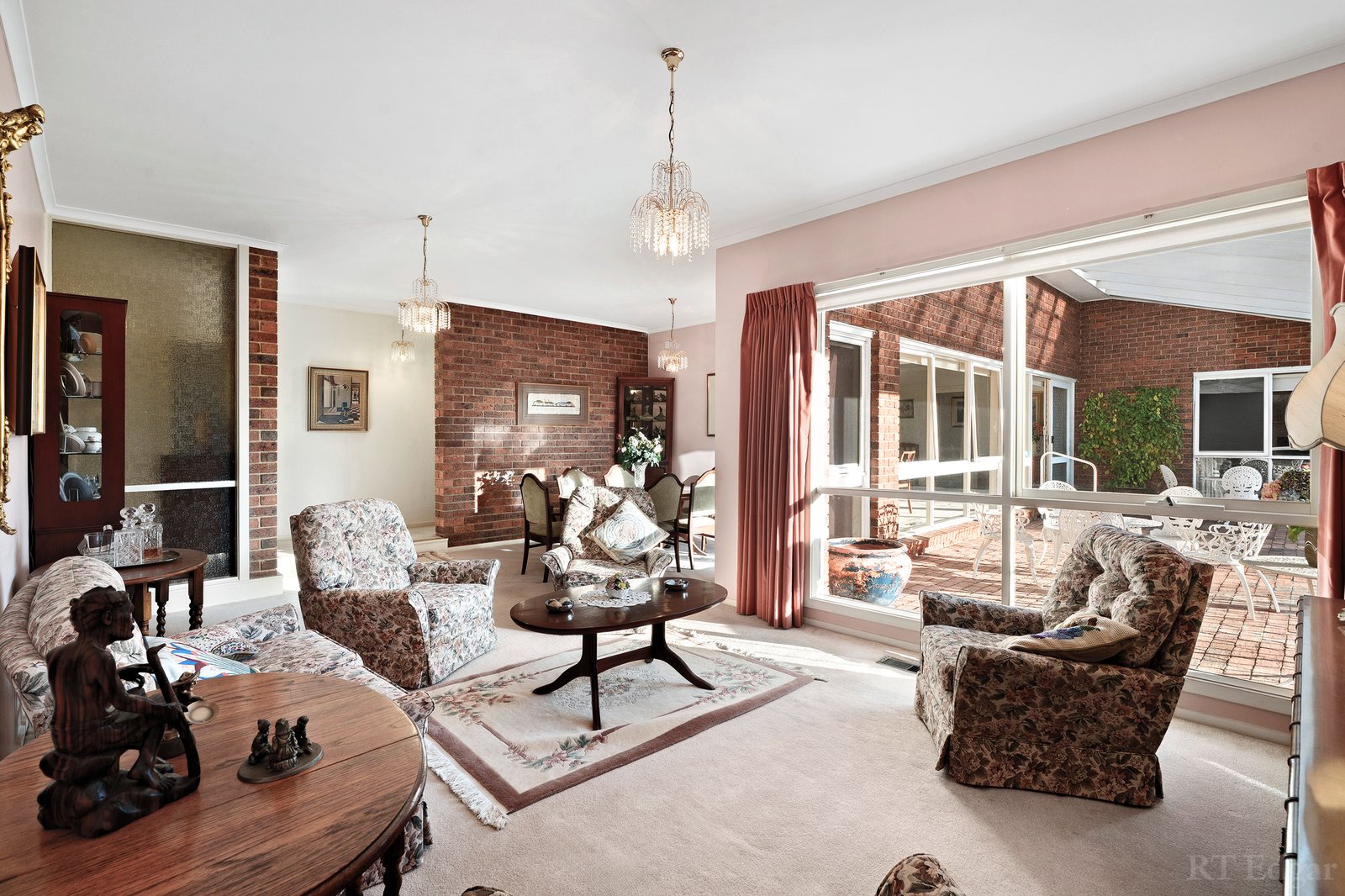 Real Estate and Property in 5 Adella Place, Templestowe, VIC