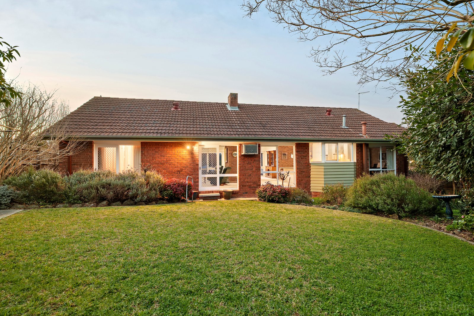 Real Estate and Property in 5 Adella Place, Templestowe, VIC