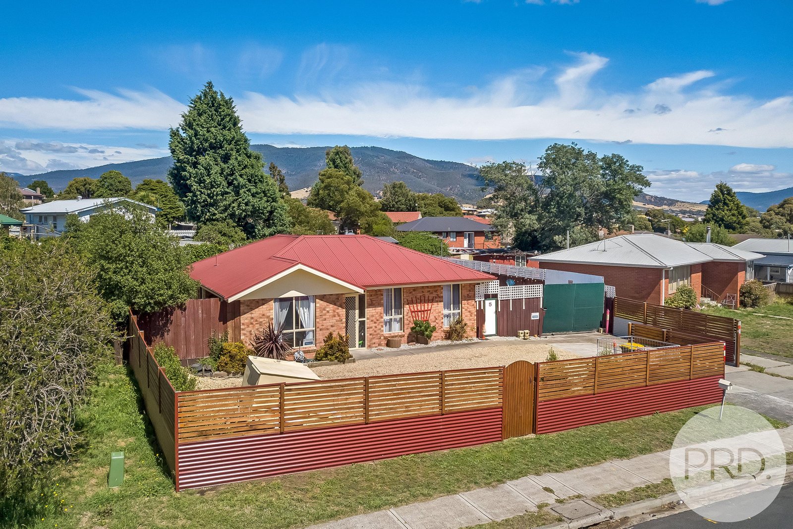 5 Albion Road BRIDGEWATER 1