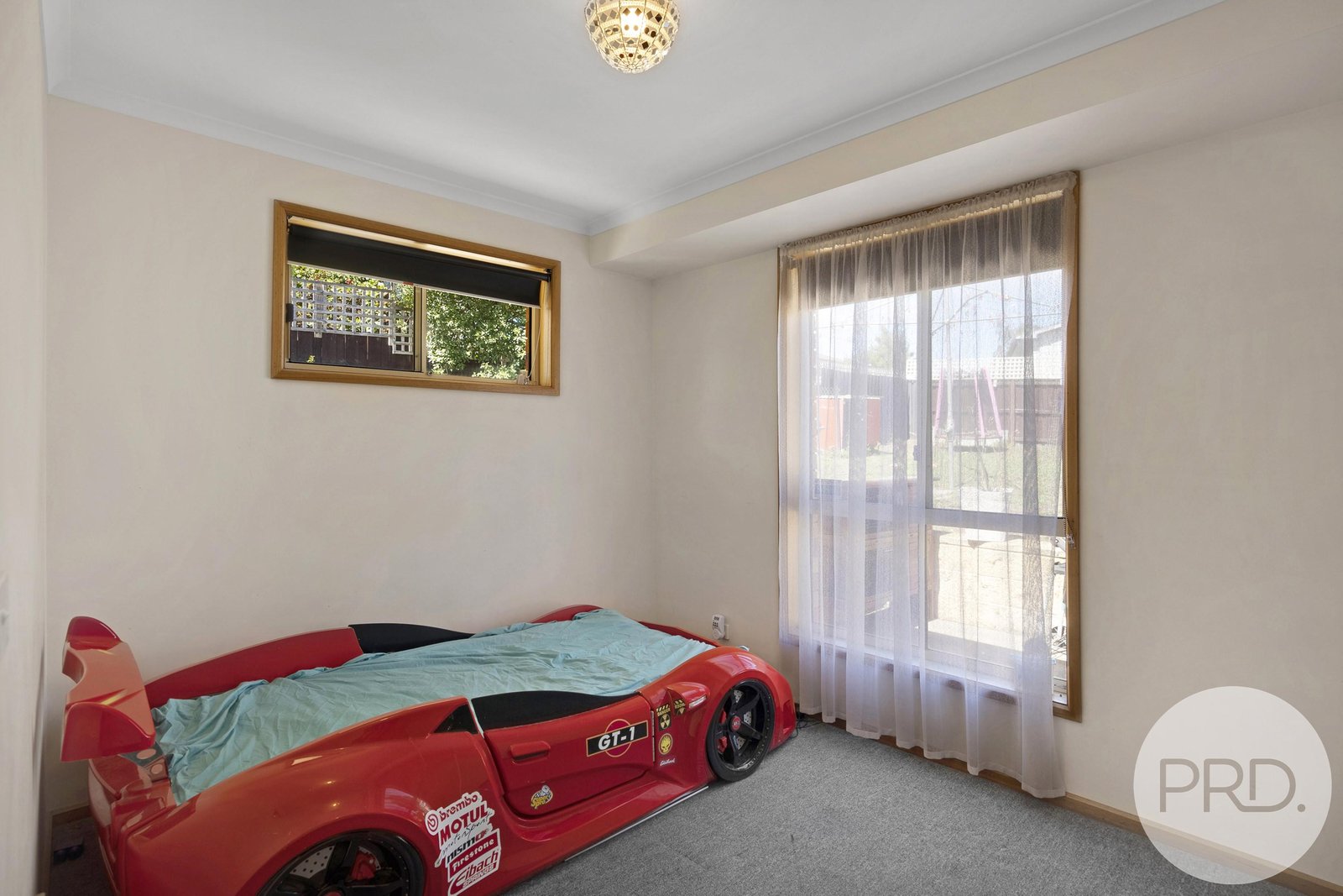 5 Albion Road BRIDGEWATER 12