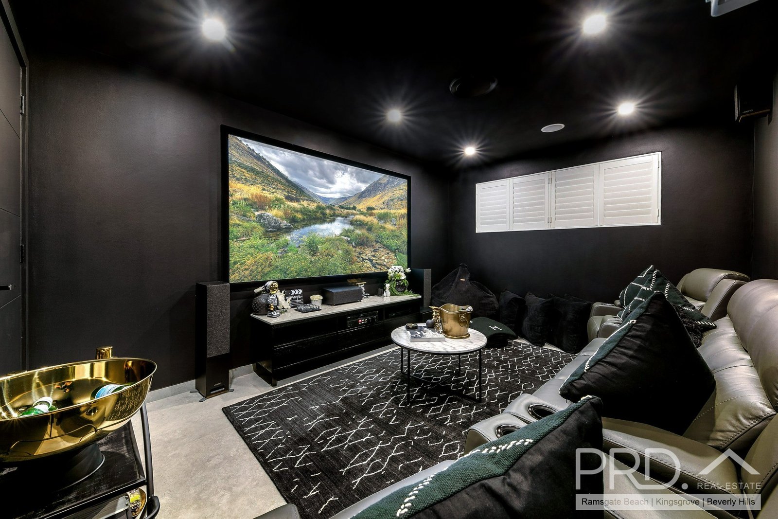 5 Albion Street ROSELANDS 7