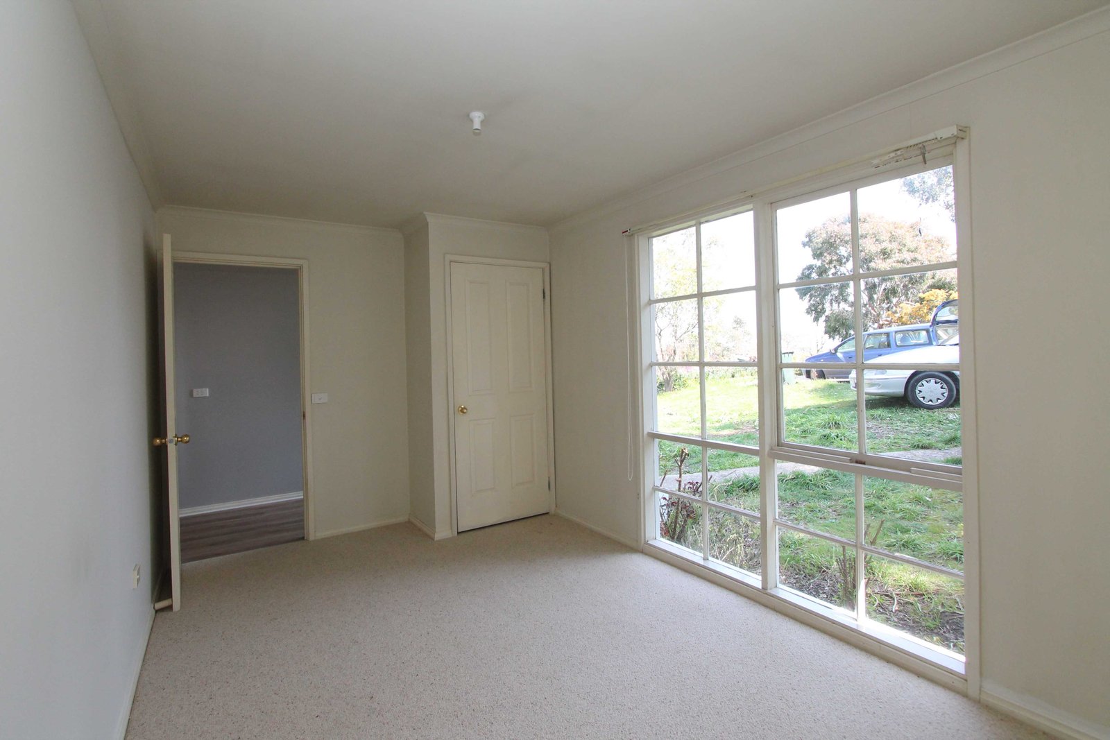 5 Alexander Court CRESWICK 6