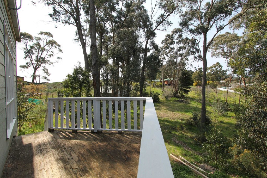 5 Alexander Court CRESWICK 8