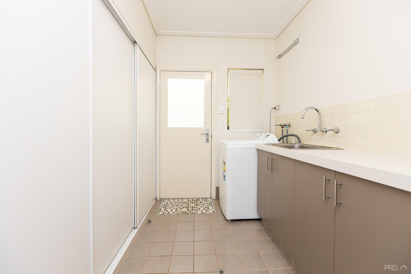 5 Alma Court CABLE BEACH 9