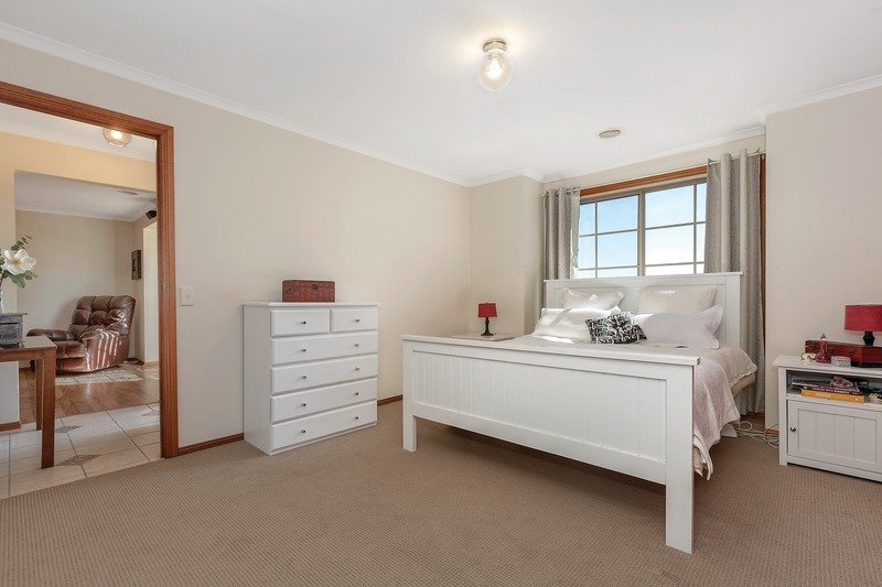 Gallery: 5 Altieri Place