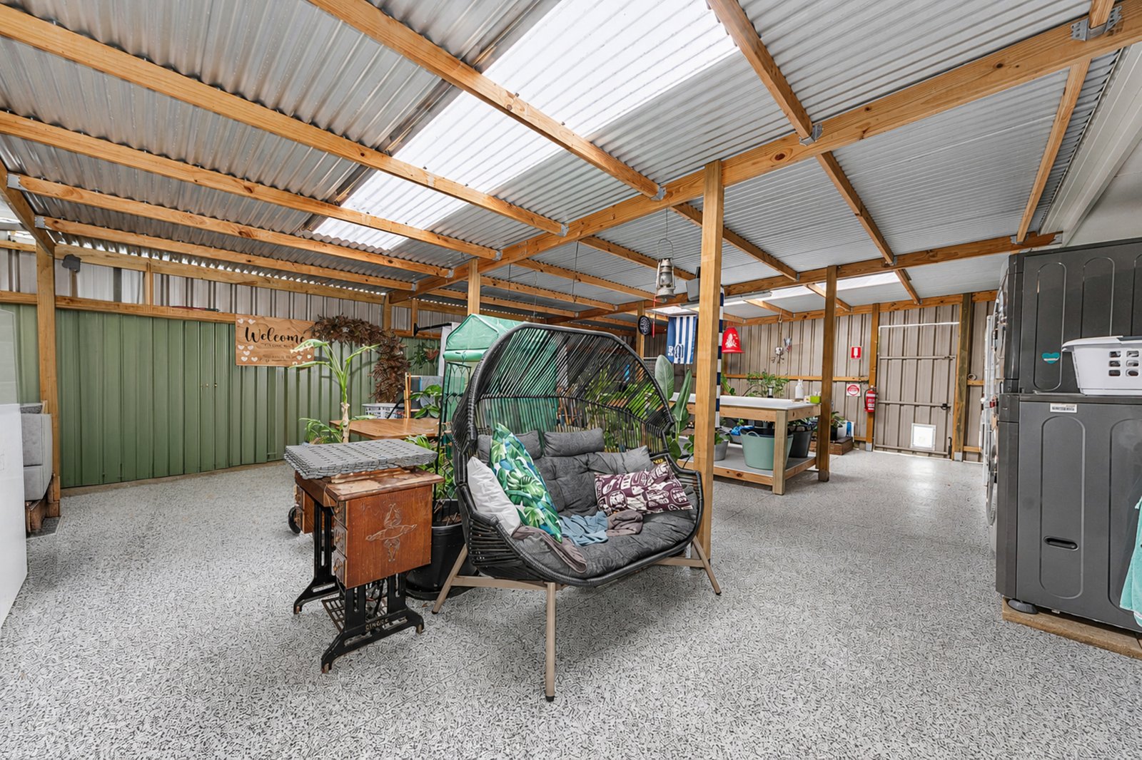 5 Amanda Avenue CORIO 16