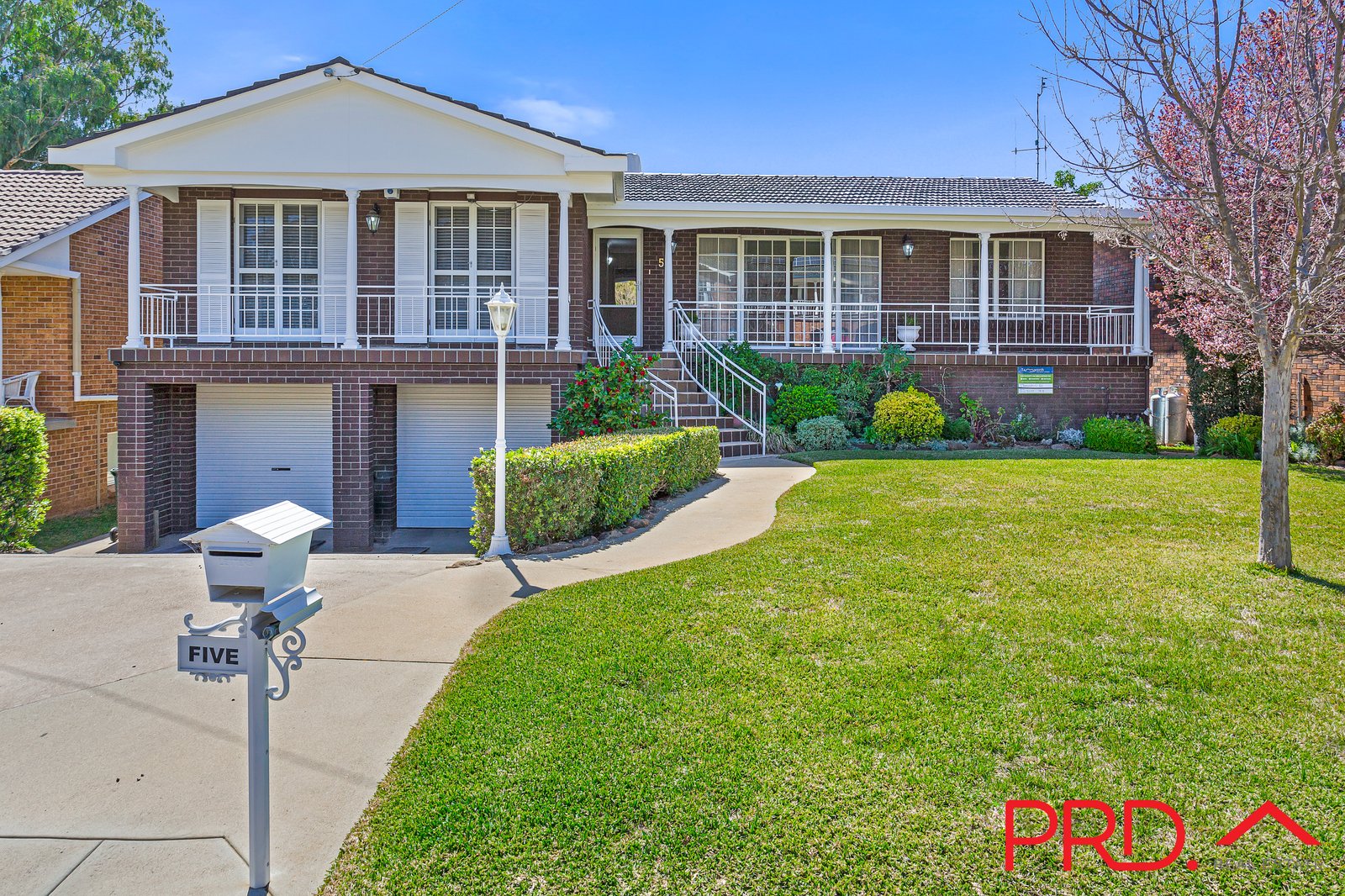 5 Amaroo Road TAMWORTH 2