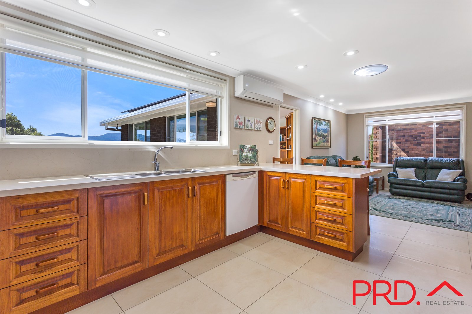 5 Amaroo Road TAMWORTH 9