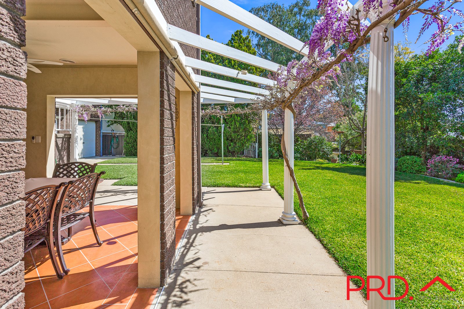 5 Amaroo Road TAMWORTH 24