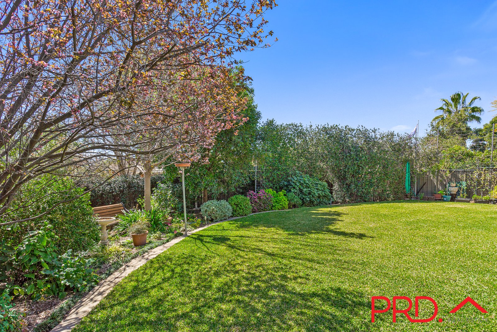 5 Amaroo Road TAMWORTH 25