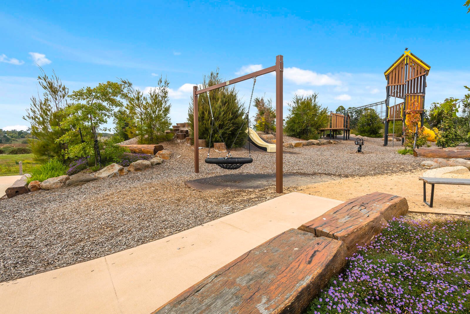 Real Estate and Property in 5 Amber Rise, Kyneton, VIC