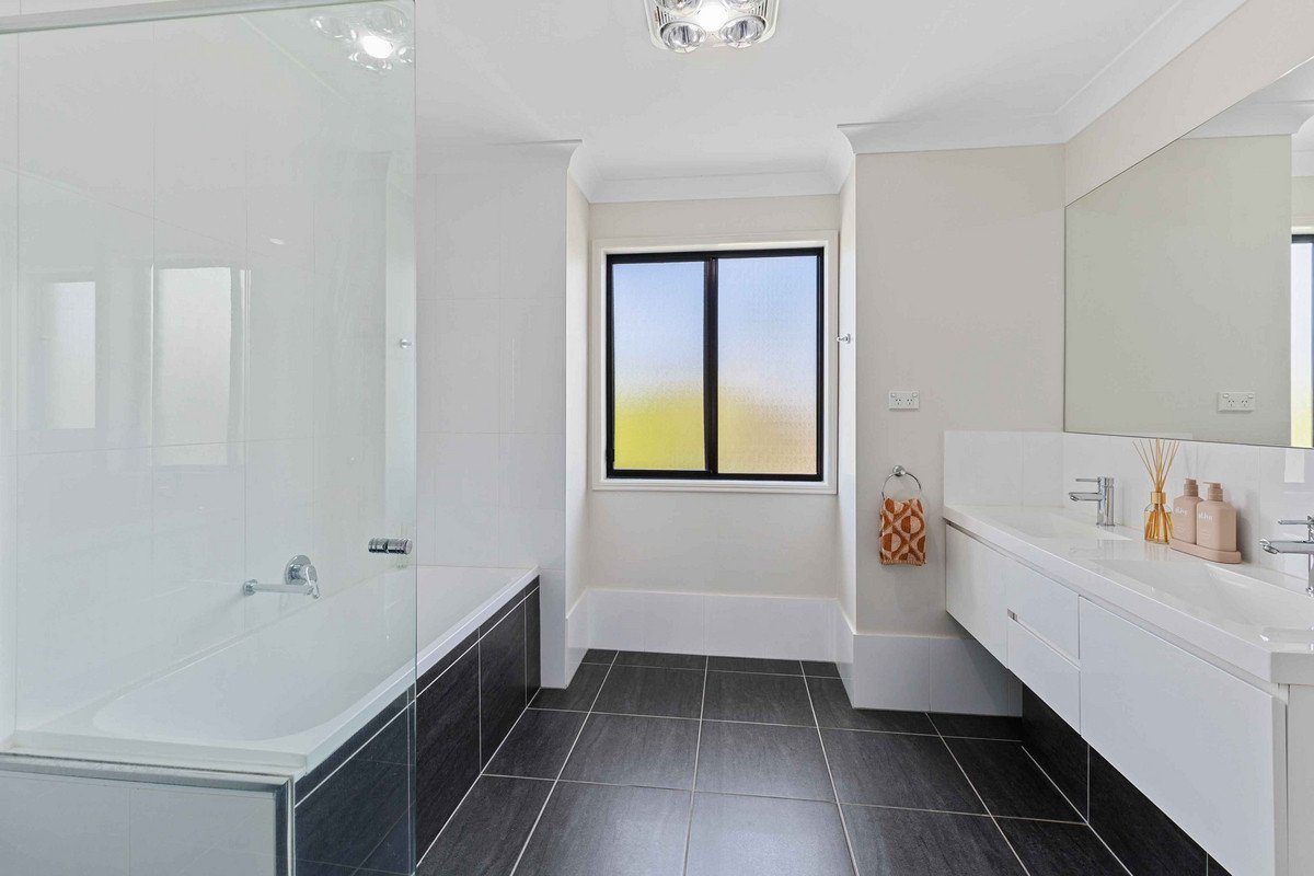 5 Andorra Place Varsity Lakes 12