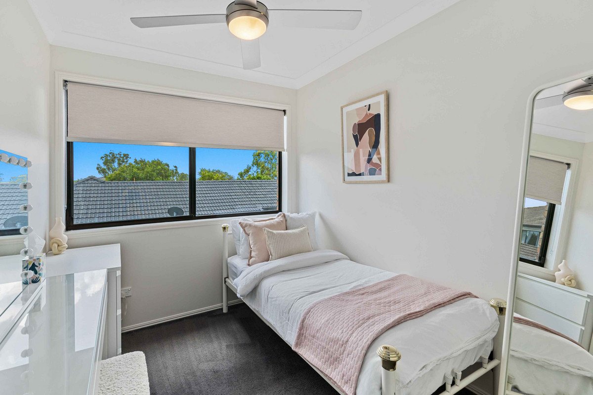 5 Andorra Place Varsity Lakes 16