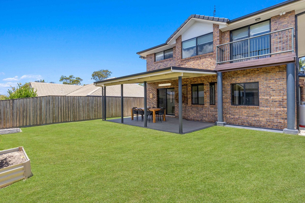 5 Andorra Place Varsity Lakes 17