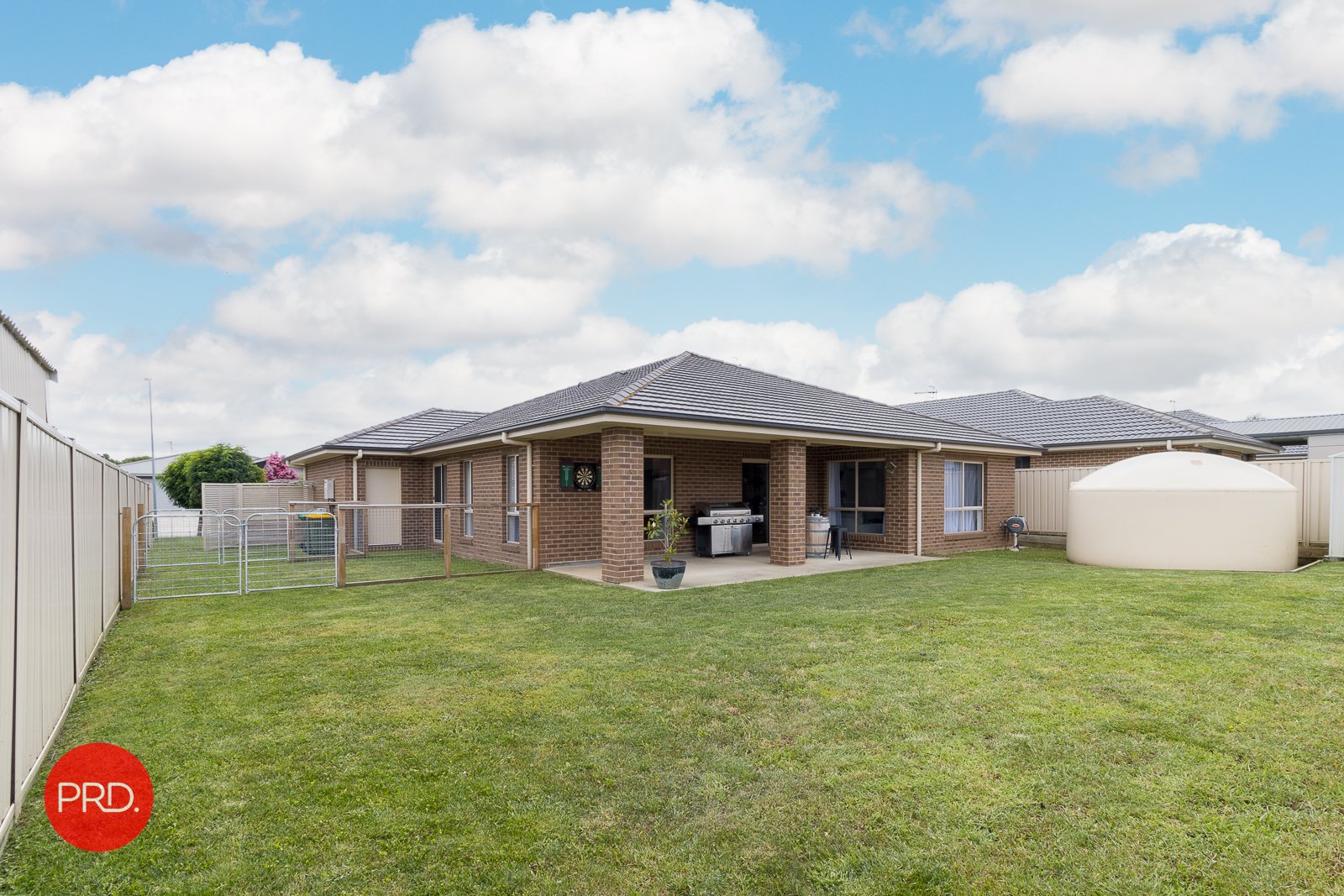 5 Angus Place BUNGENDORE 22