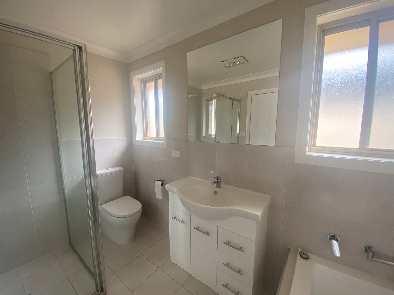 5 Appaloosa Place TAMWORTH 8
