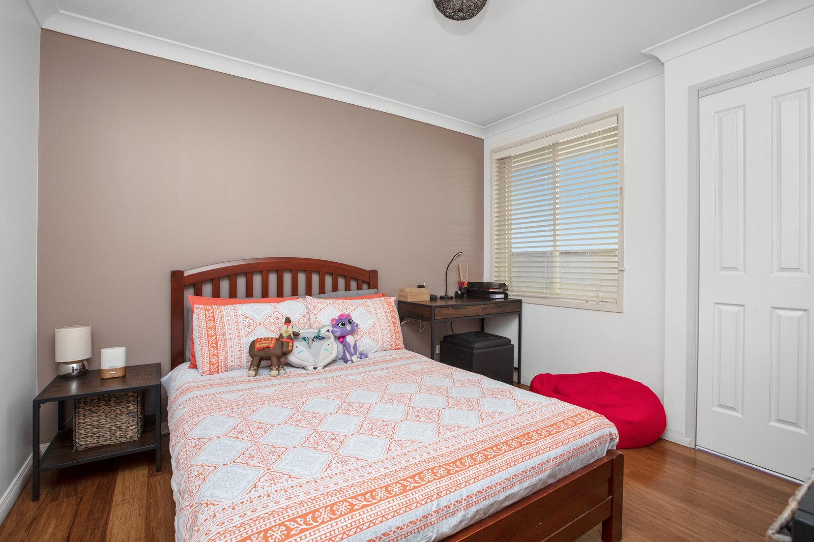 5 Appletree Avenue ABERGLASSLYN 14