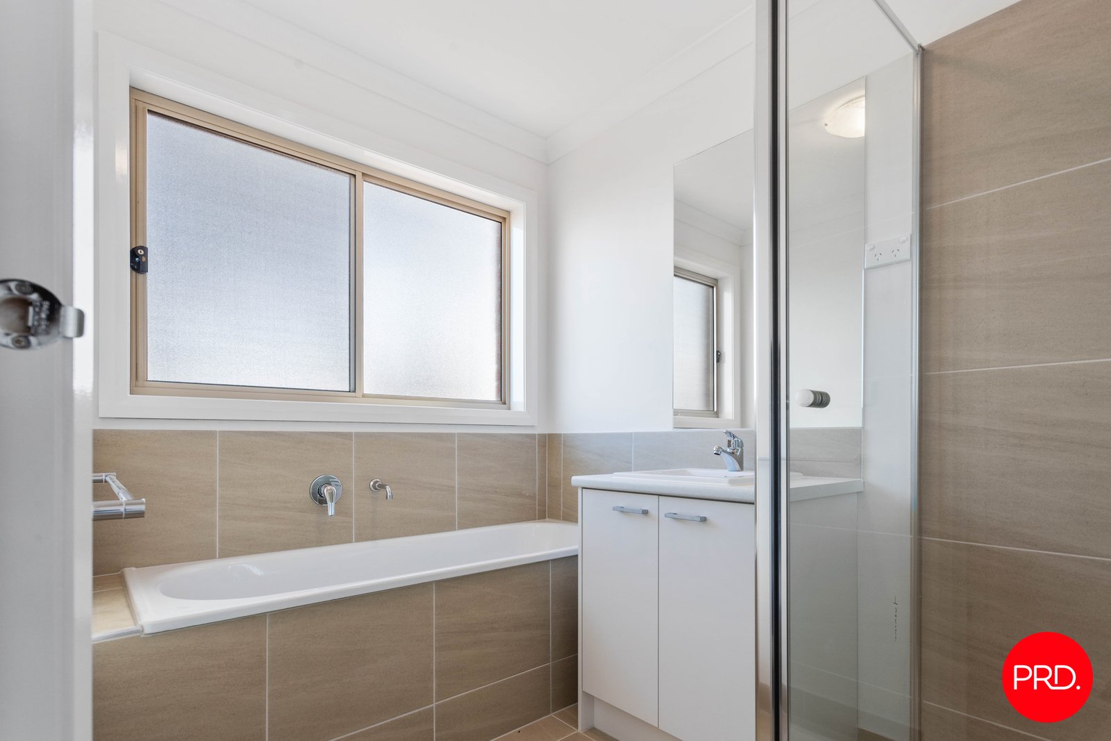 5 Argyle Lane ASCOT 8