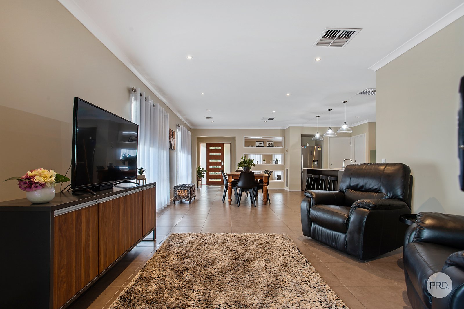 5 Arinya Close ASCOT 5