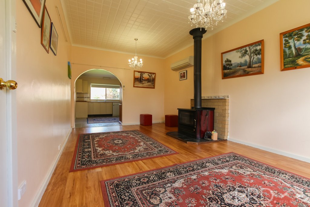 5 Ash Street BATLOW 4