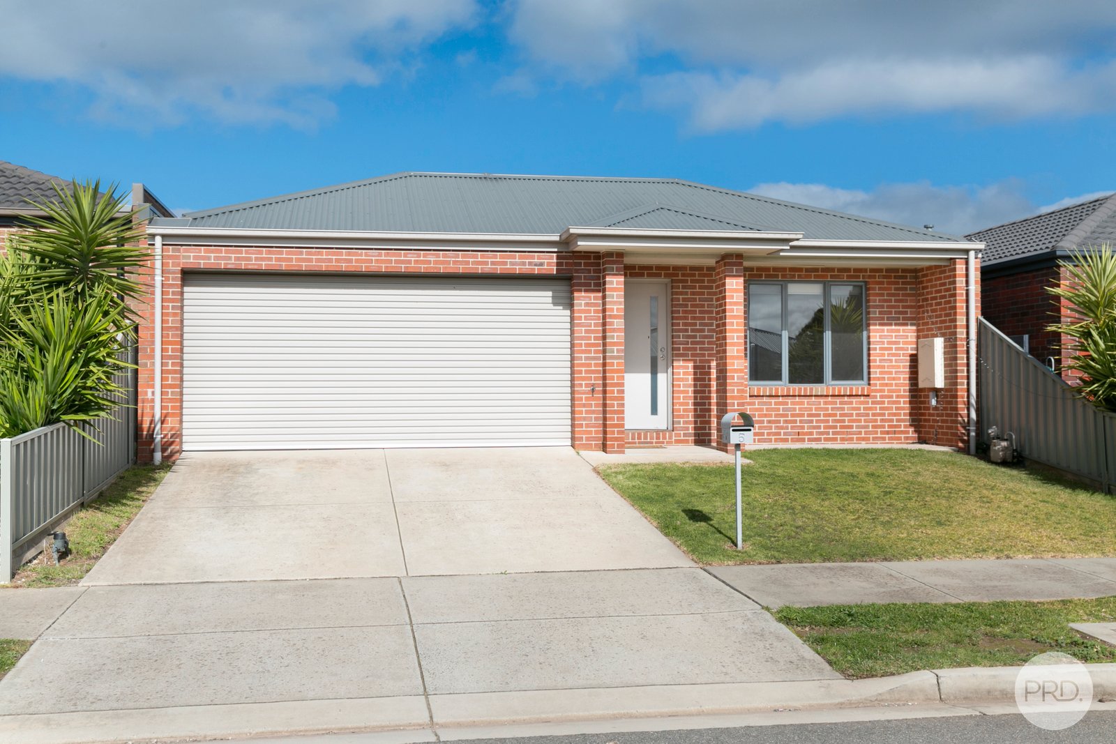 5 Ashwood Gardens MITCHELL PARK 14