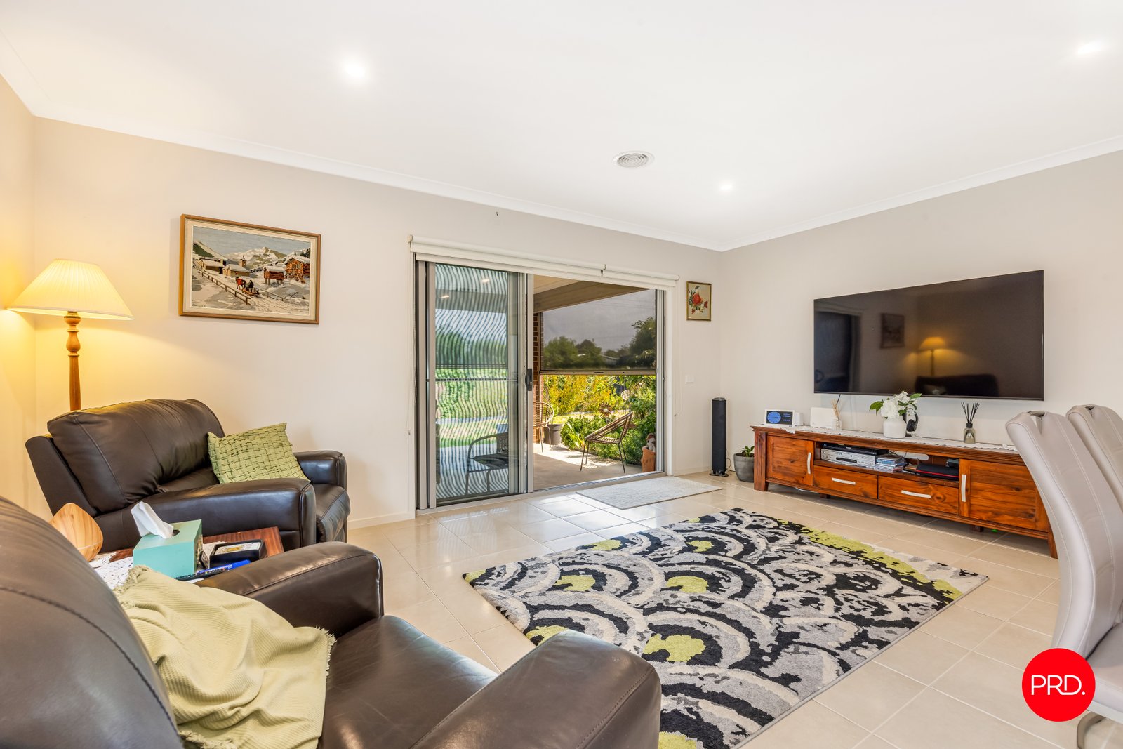 5 Augustine Avenue GOLDEN SQUARE 6