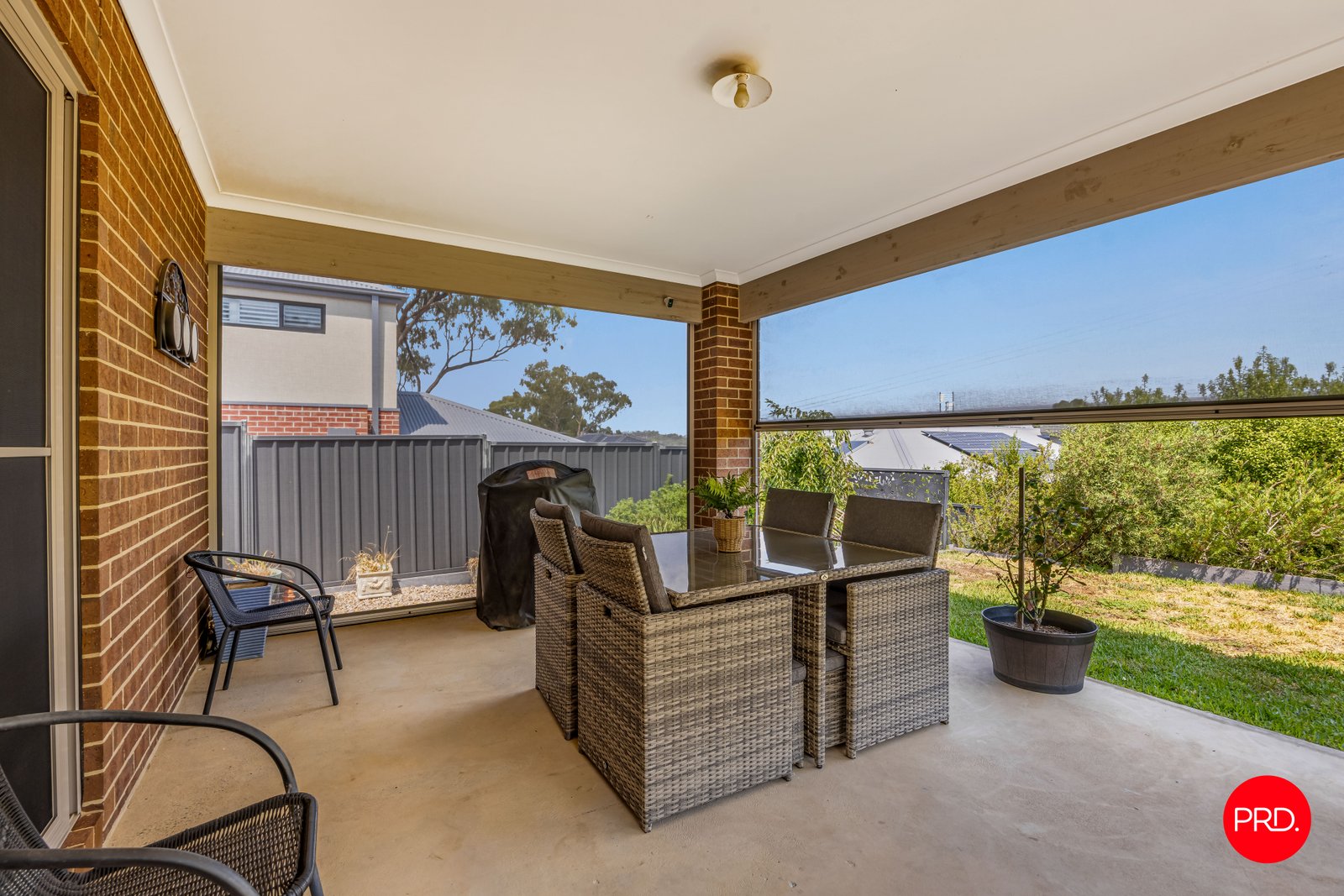 5 Augustine Avenue GOLDEN SQUARE 13