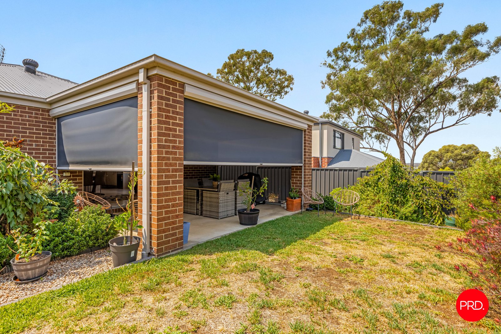 5 Augustine Avenue GOLDEN SQUARE 17