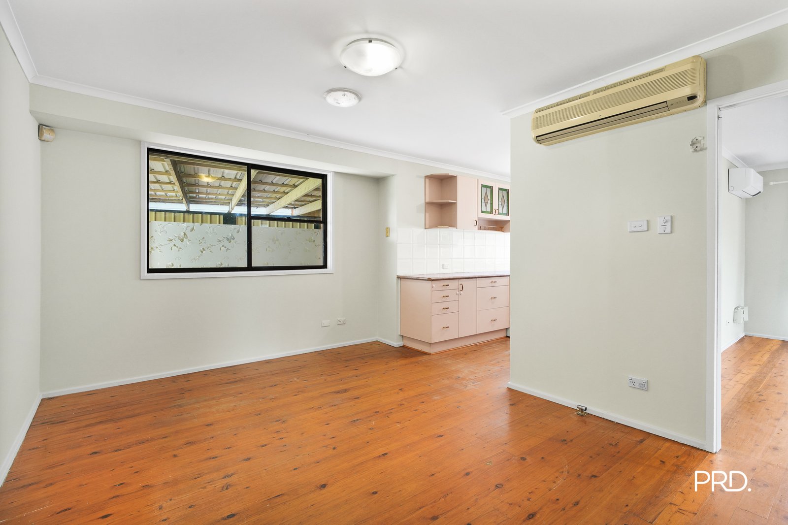 5 Bach Close Cranebrook 3